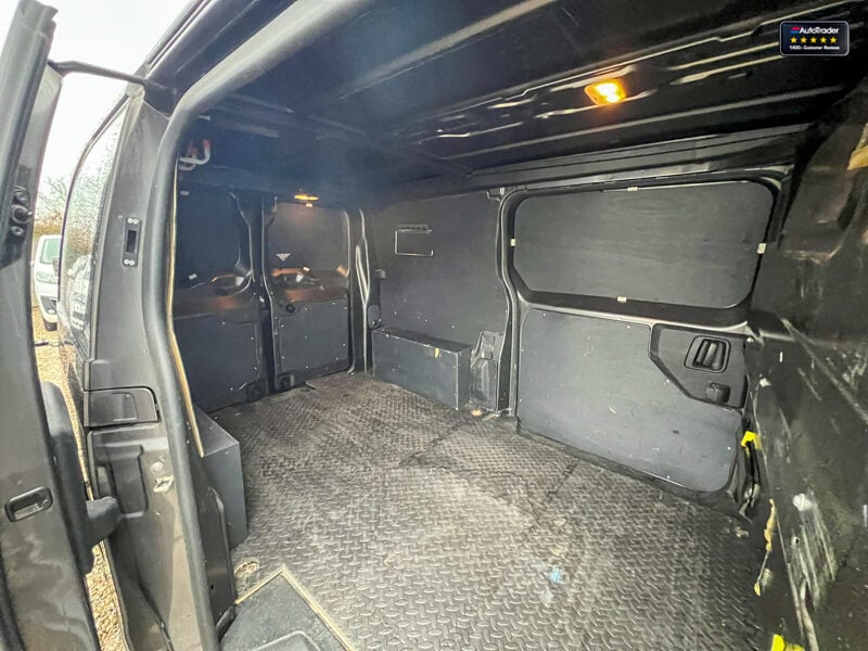 Used Vauxhall Vivaro 2020 for sale - 77042101: Photo 9