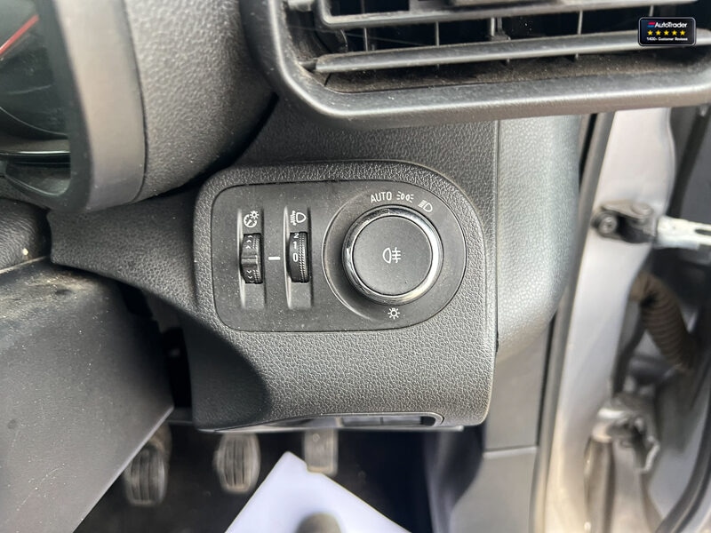 Used Vauxhall Combo 2019 for sale - 77041938: Photo 28