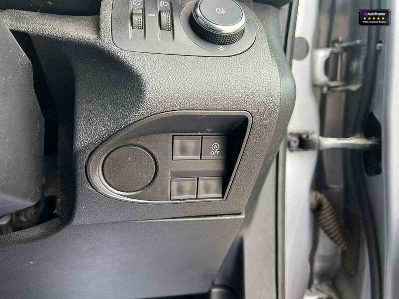 Used Vauxhall Combo 2019 for sale - 77041938: Photo 29