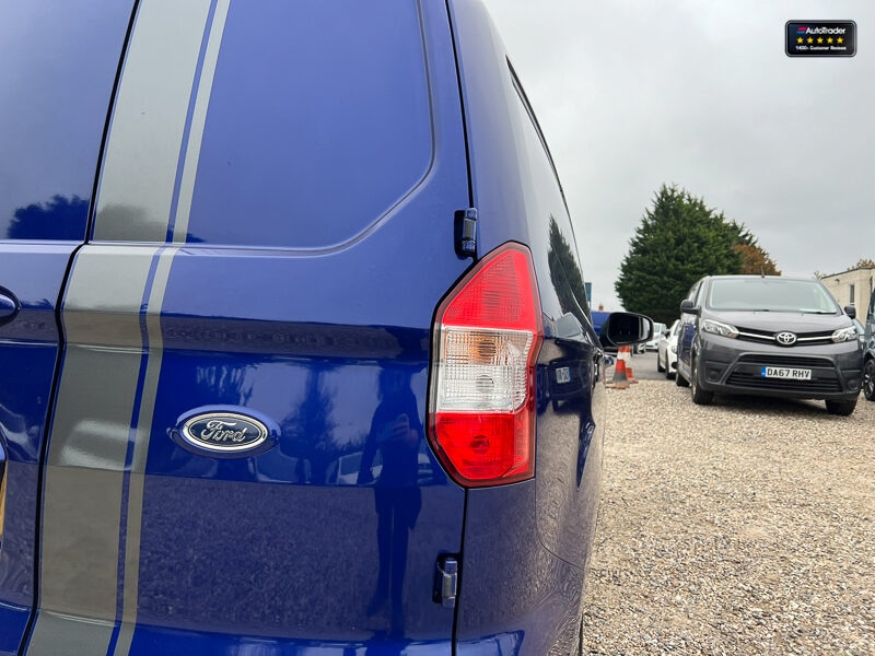 Used Ford Transit Courier 2018 for sale - 77041932: Photo 19