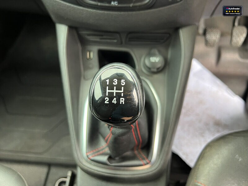 Used Ford Transit Courier 2018 for sale - 77041932: Photo 37