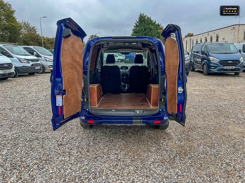 Used Ford Transit Courier 2018 for sale - 77041932: Photo 8