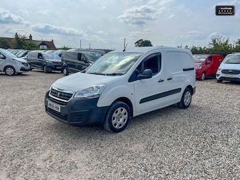 Used Peugeot Partner 2018 for sale - 75441576: Photo