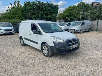 Used Peugeot Partner 2018 for sale - 75441576: Photo