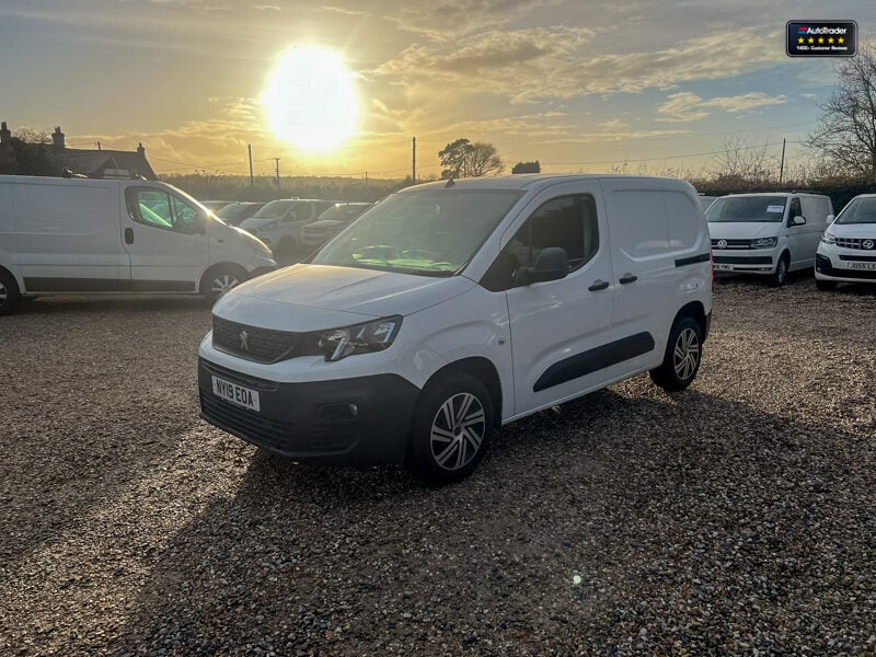 Used Peugeot Partner 2019 for sale - 77042026: Photo 2