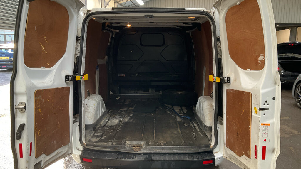 Used Ford Transit Custom 2019 for sale - 77107029: Photo 5