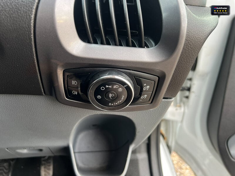 Used Ford Transit Custom 2018 for sale - 77041848: Photo 36