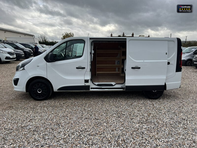 Used Vauxhall Vivaro 2018 for sale - 77041883: Photo 10