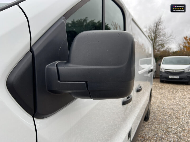 Used Vauxhall Vivaro 2018 for sale - 77041883: Photo 13