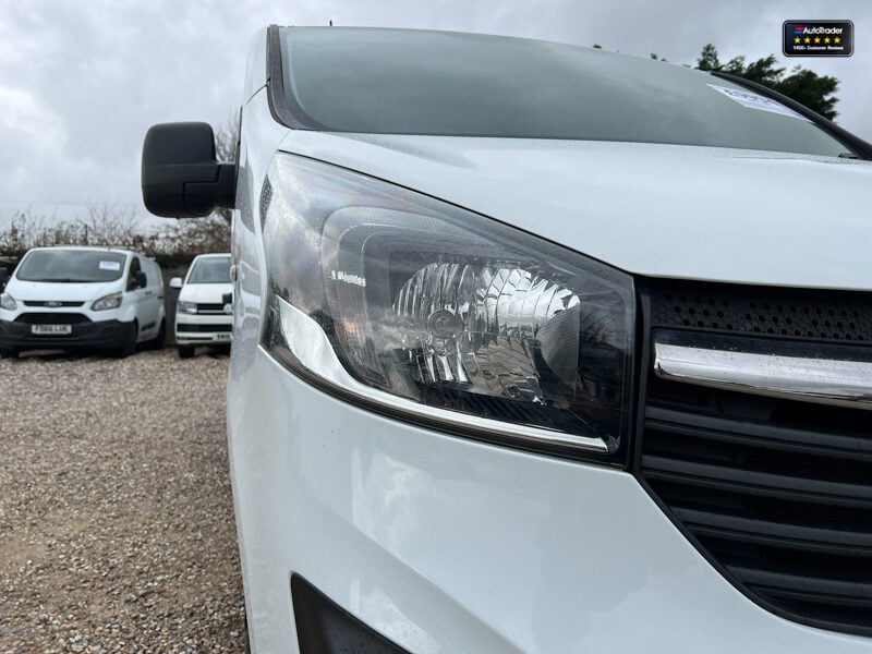 Used Vauxhall Vivaro 2018 for sale - 77041883: Photo 16