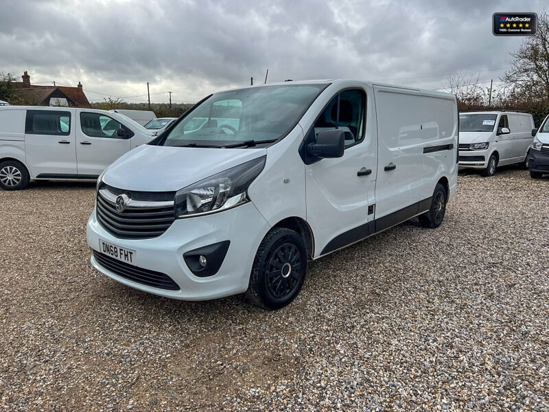 Used Vauxhall Vivaro 2018 for sale - 77041883: Photo 2