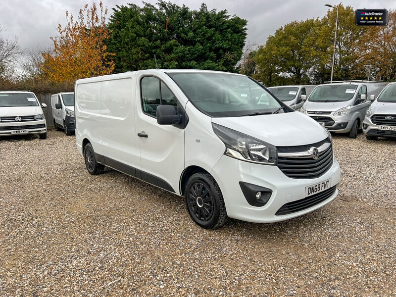 Used Vauxhall Vivaro 2018 for sale - 77041883: Photo 4