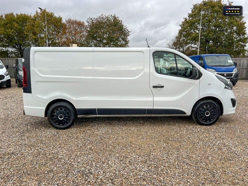 Used Vauxhall Vivaro 2018 for sale - 77041883: Photo 5