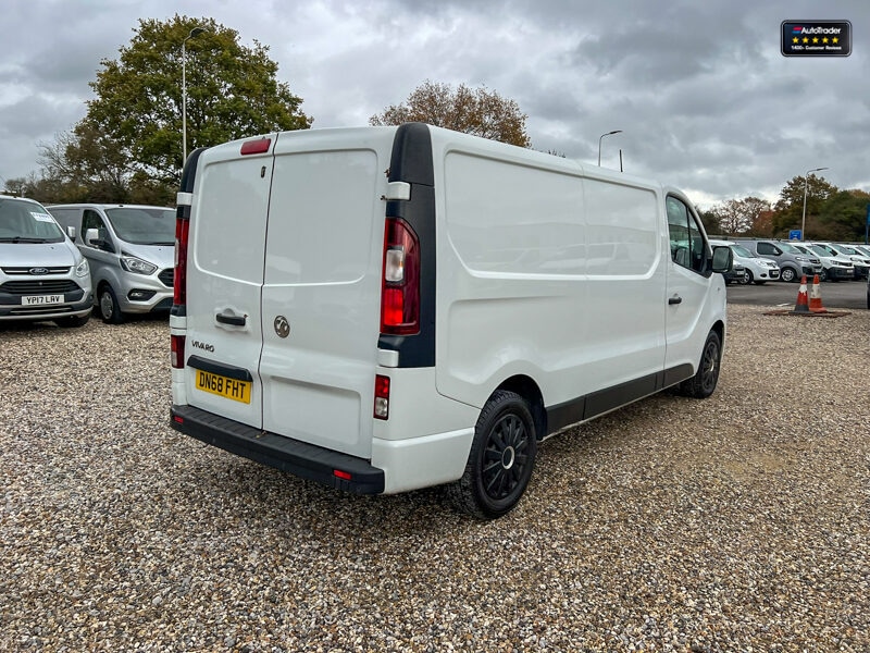 Used Vauxhall Vivaro 2018 for sale - 77041883: Photo 6