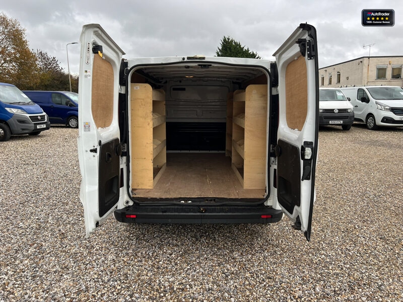 Used Vauxhall Vivaro 2018 for sale - 77041883: Photo 8