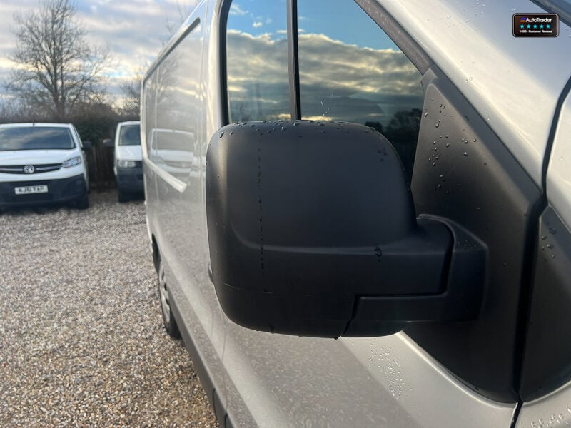 Used Vauxhall Vivaro 2019 for sale - 77037192: Photo 18