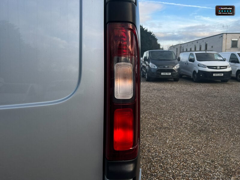Used Vauxhall Vivaro 2019 for sale - 77037192: Photo 23