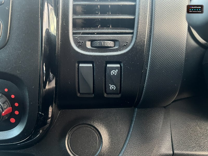 Used Vauxhall Vivaro 2019 for sale - 77037192: Photo 35