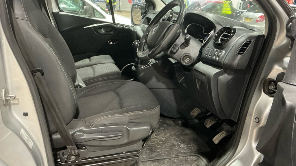 Used Vauxhall Vivaro 2019 for sale - 77037192: Photo 9