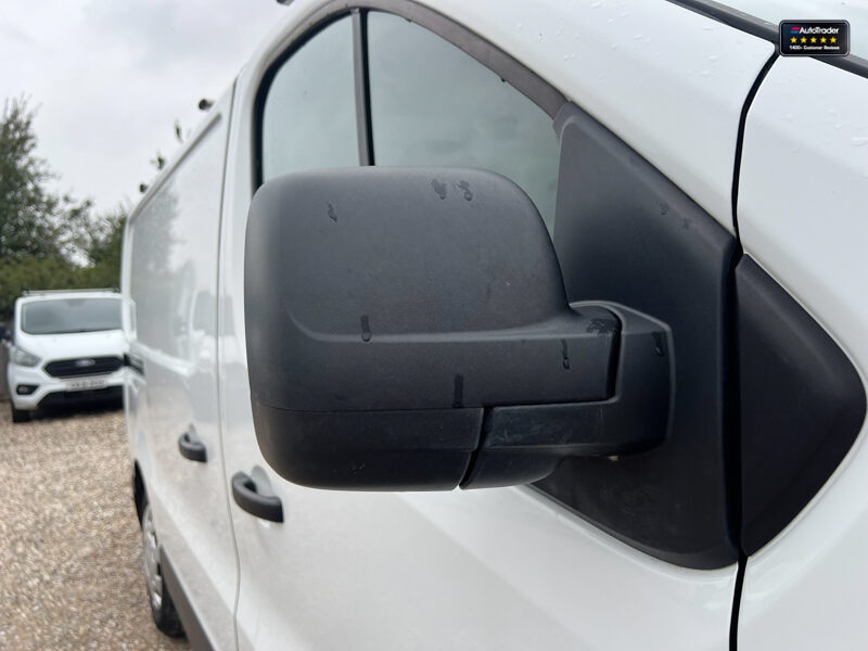 Used Vauxhall Vivaro 2016 for sale - 77041743: Photo 15