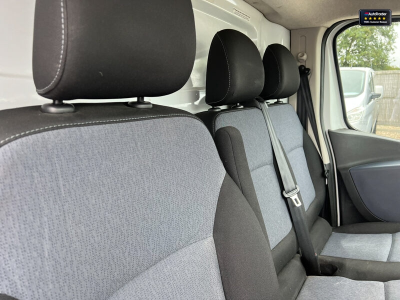 Used Vauxhall Vivaro 2016 for sale - 77041743: Photo 24