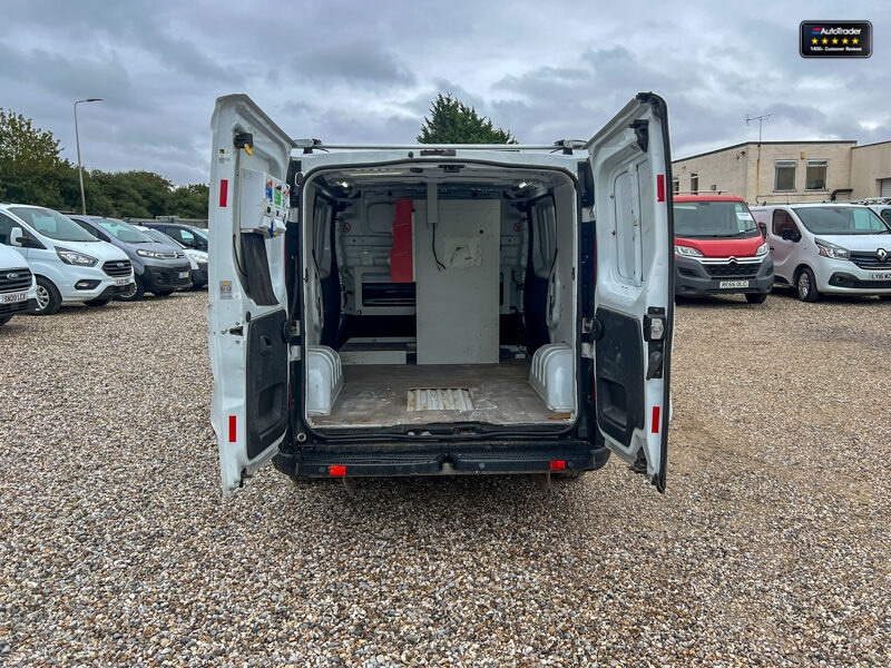 Used Vauxhall Vivaro 2016 for sale - 77041743: Photo 8