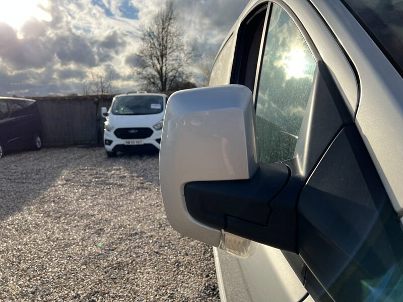 Used Ford Transit Custom 2017 for sale - 77844833: Photo 18