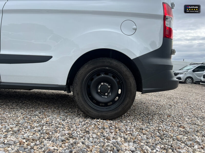 Used Ford Transit Courier 2019 for sale - 77041659: Photo 21