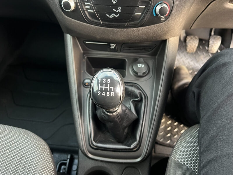 Used Ford Transit Courier 2019 for sale - 77041659: Photo 33