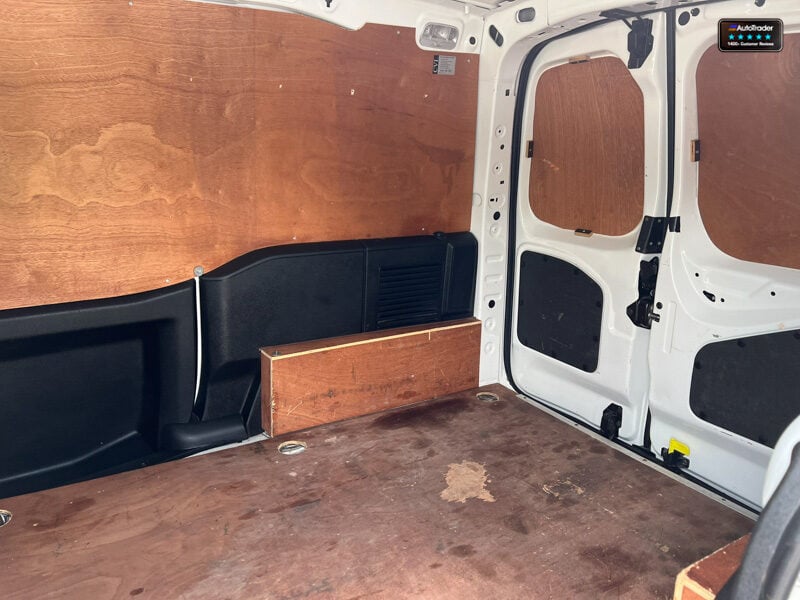 Used Peugeot Partner 2017 for sale - 77041620: Photo 11