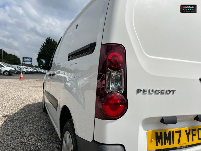 Used Peugeot Partner 2017 for sale - 77041620: Photo 18