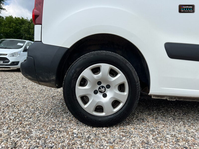 Used Peugeot Partner 2017 for sale - 77041620: Photo 20