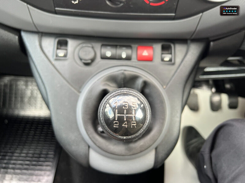 Used Peugeot Partner 2017 for sale - 77041620: Photo 36