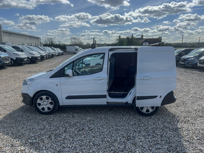 Used Ford Transit Courier 2018 for sale - 78025548: Photo 11