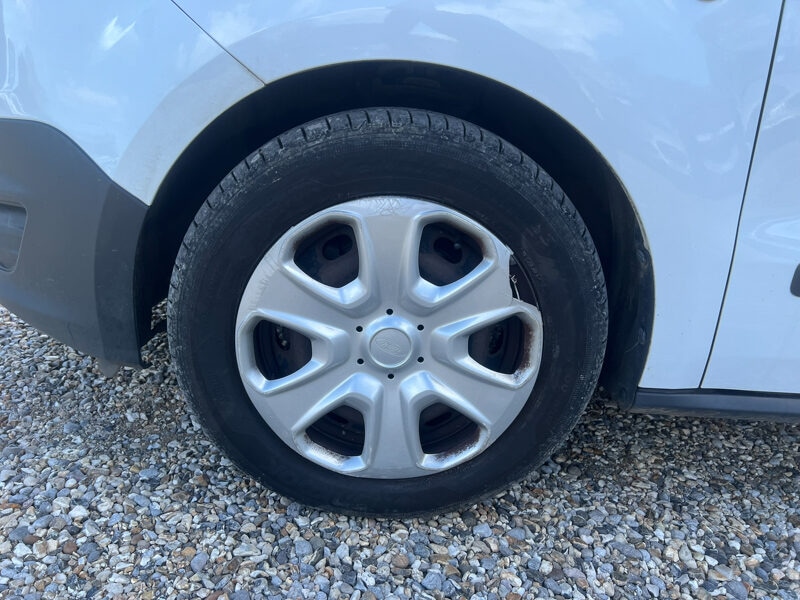 Used Ford Transit Courier 2018 for sale - 78025548: Photo 13