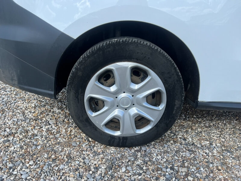 Used Ford Transit Courier 2018 for sale - 78025548: Photo 15