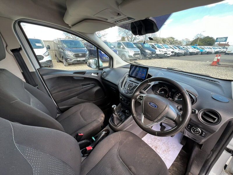 Used Ford Transit Courier 2018 for sale - 78025548: Photo 26