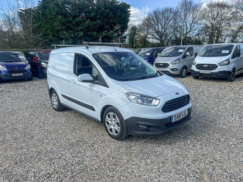 Used Ford Transit Courier 2018 for sale - 78025548: Photo 4
