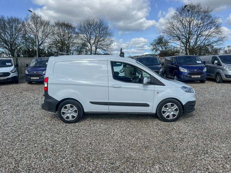 Used Ford Transit Courier 2018 for sale - 78025548: Photo 5