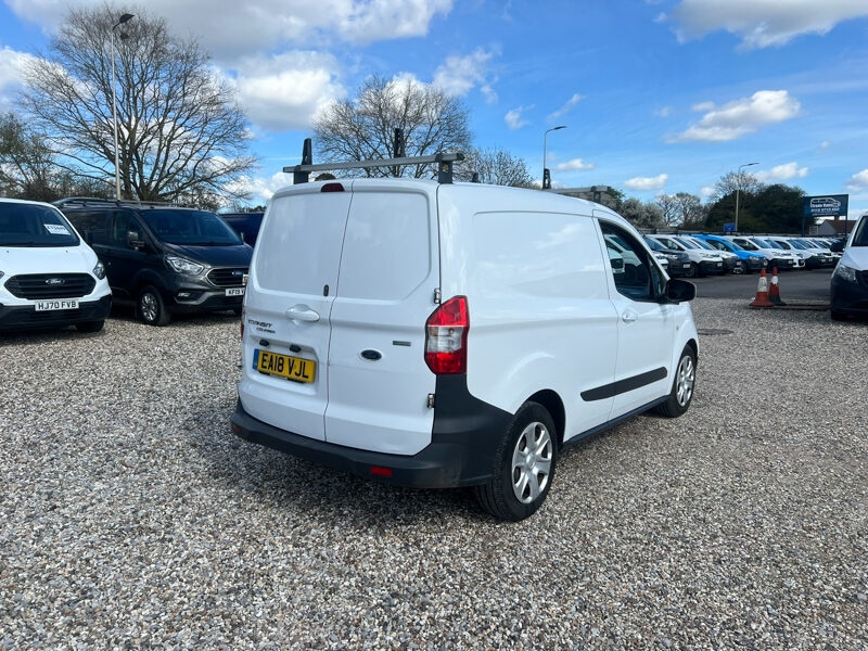 Used Ford Transit Courier 2018 for sale - 78025548: Photo 6