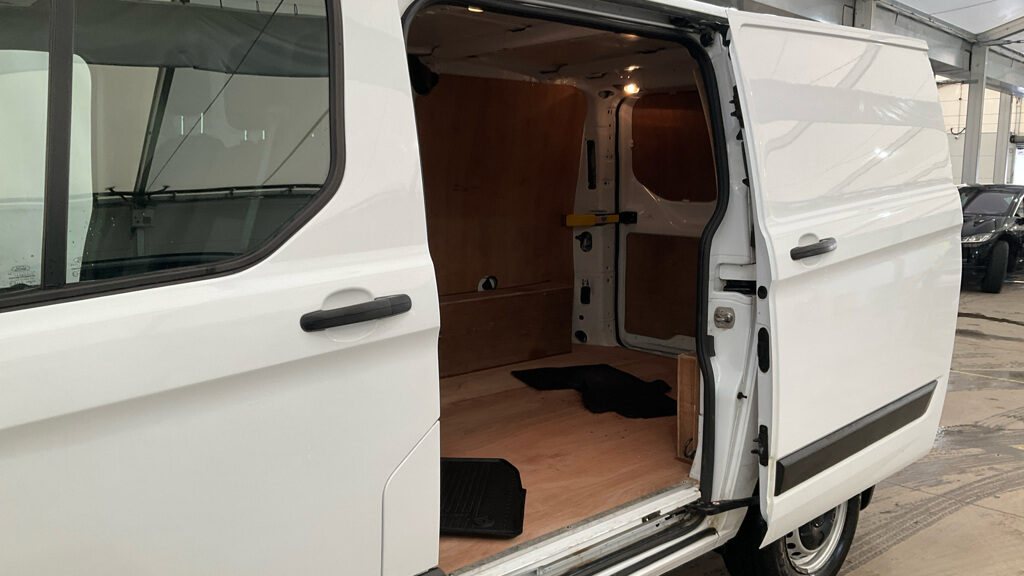 Used Ford Transit Custom 2020 for sale - 77608005: Photo 8