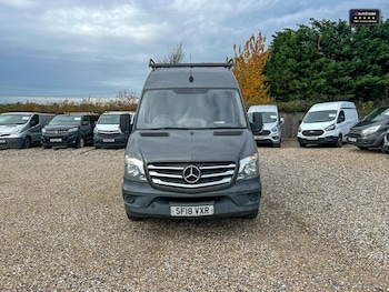 Used Mercedes-Benz Sprinter 2018 for sale - 77042042: Photo