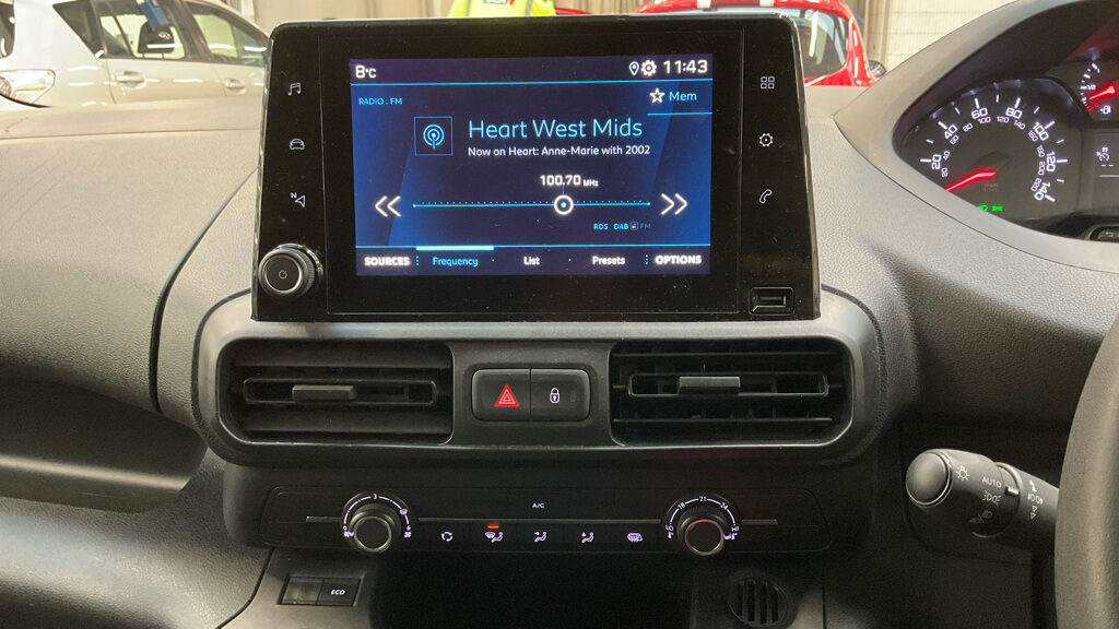 Used Peugeot Partner 2021 for sale - 77107043: Photo 11