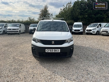 Used Peugeot Partner 2020 for sale - 77041900: Photo