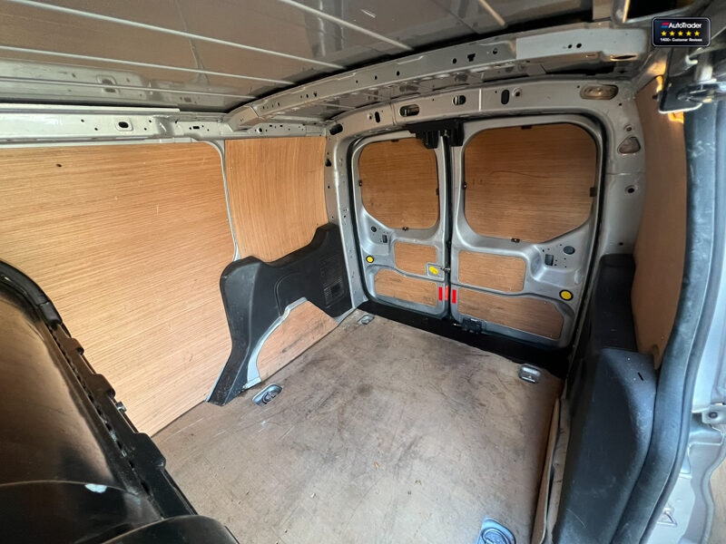 Used Ford Transit Connect 2017 for sale - 77042006: Photo 9