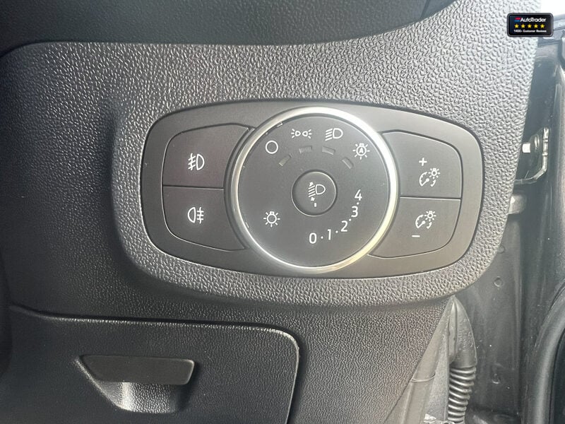 Used Ford Fiesta 2020 for sale - 77041870: Photo 32