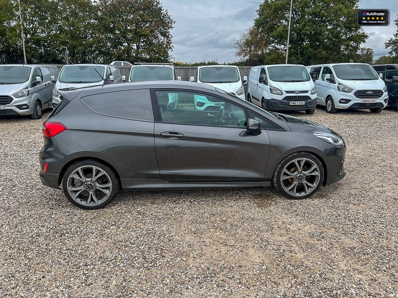 Used Ford Fiesta 2020 for sale - 77041870: Photo 5