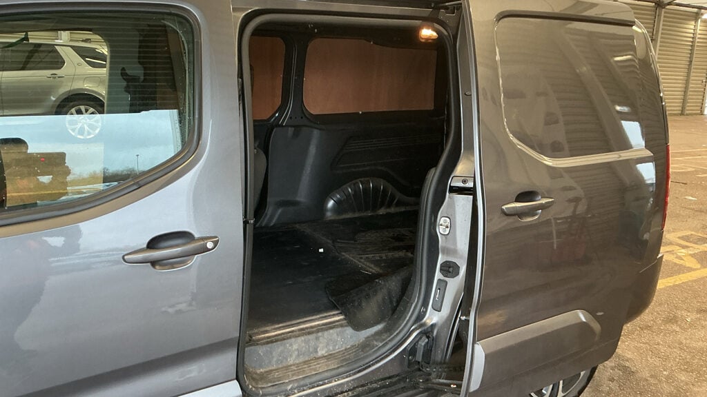 Used Citroen Berlingo 2019 for sale - 77915584: Photo 8