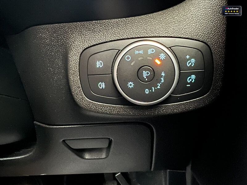 Used Ford Fiesta 2019 for sale - 77042077: Photo 31