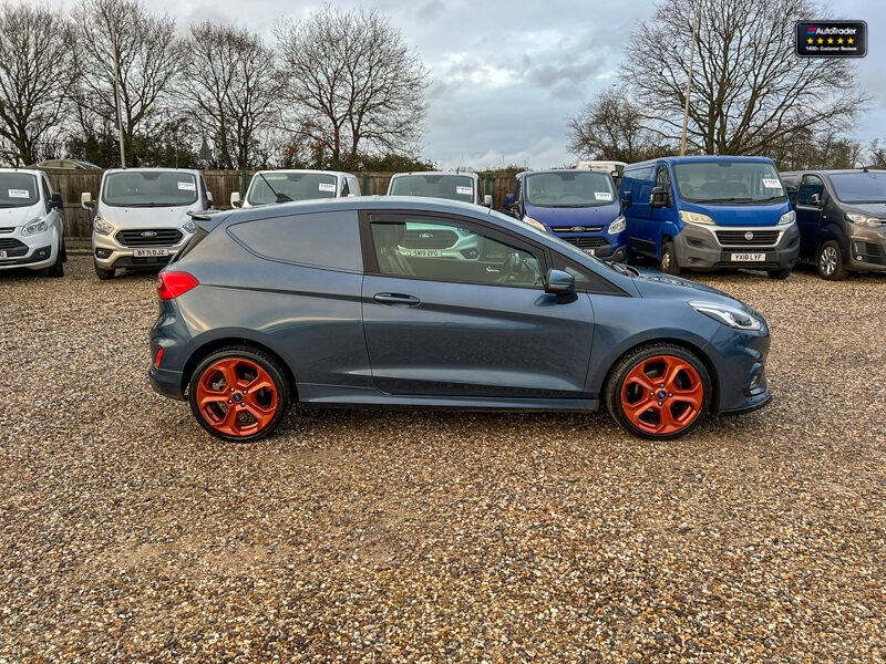 Used Ford Fiesta 2019 for sale - 77042077: Photo 5